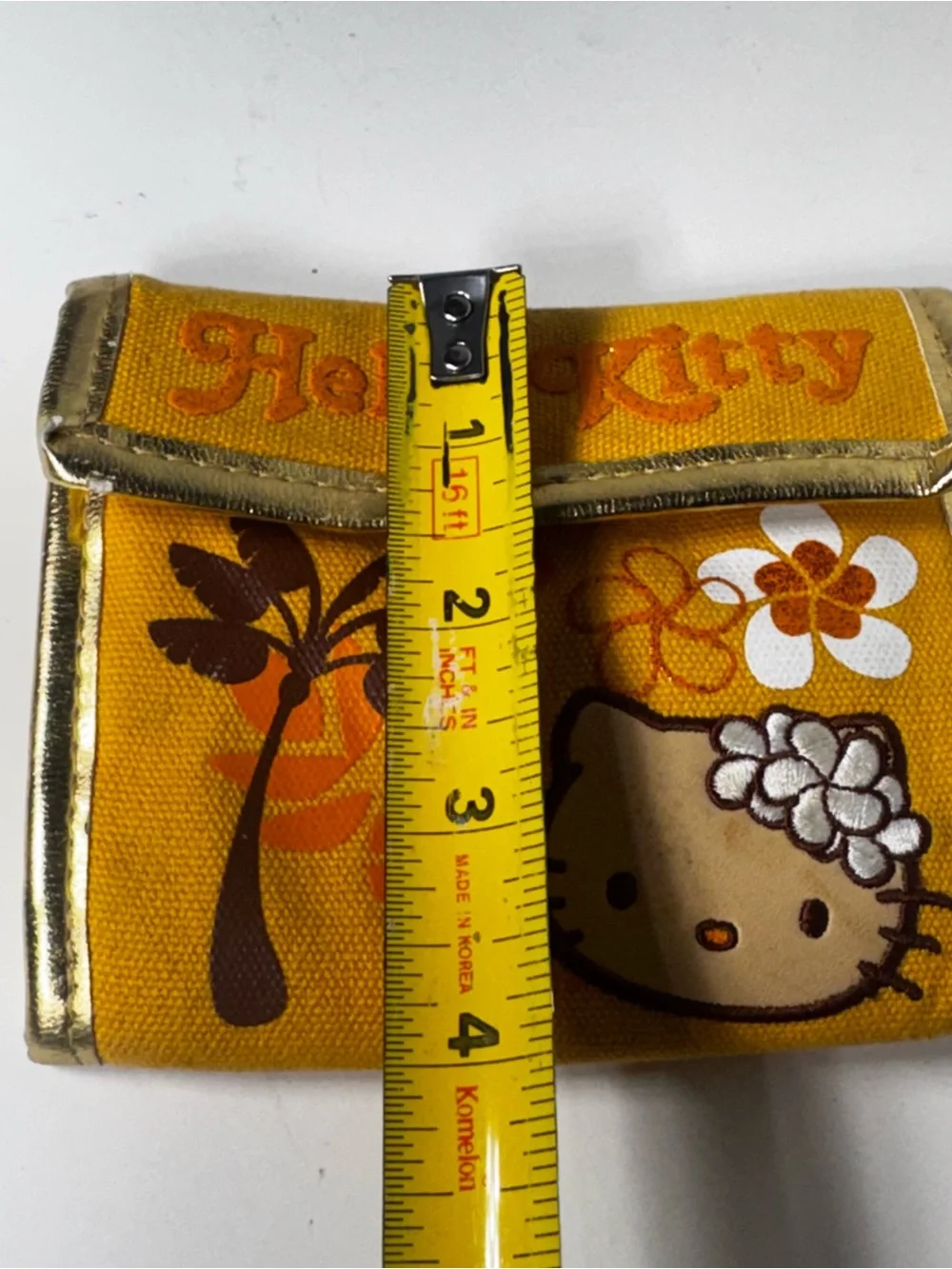 2007 HAWAIIAN HELLO KITTY WALLET Sanrio